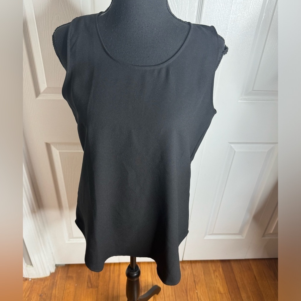 ANN‎ TAYLOR Woman Back Sleeveless top